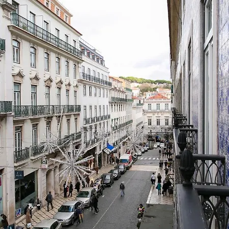 Joivy Elegant 2br With Workspace Nearby Baixa-chiado Subway 리스본
