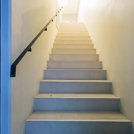 Joivy Elegant 2br With Workspace Nearby Baixa-chiado Subway