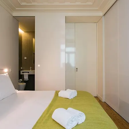 Guestready - Sleek Flat Near Santa Justa Lift リスボン