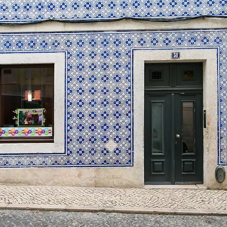 Joivy Elegant 2br With Workspace Nearby Baixa-chiado Subway Apartamento