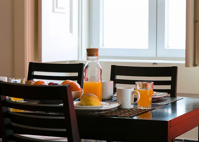 Guestready - Sleek Flat Near Santa Justa Lift * 리스본
