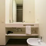Guestready - Sleek Flat Near Santa Justa Lift 公寓